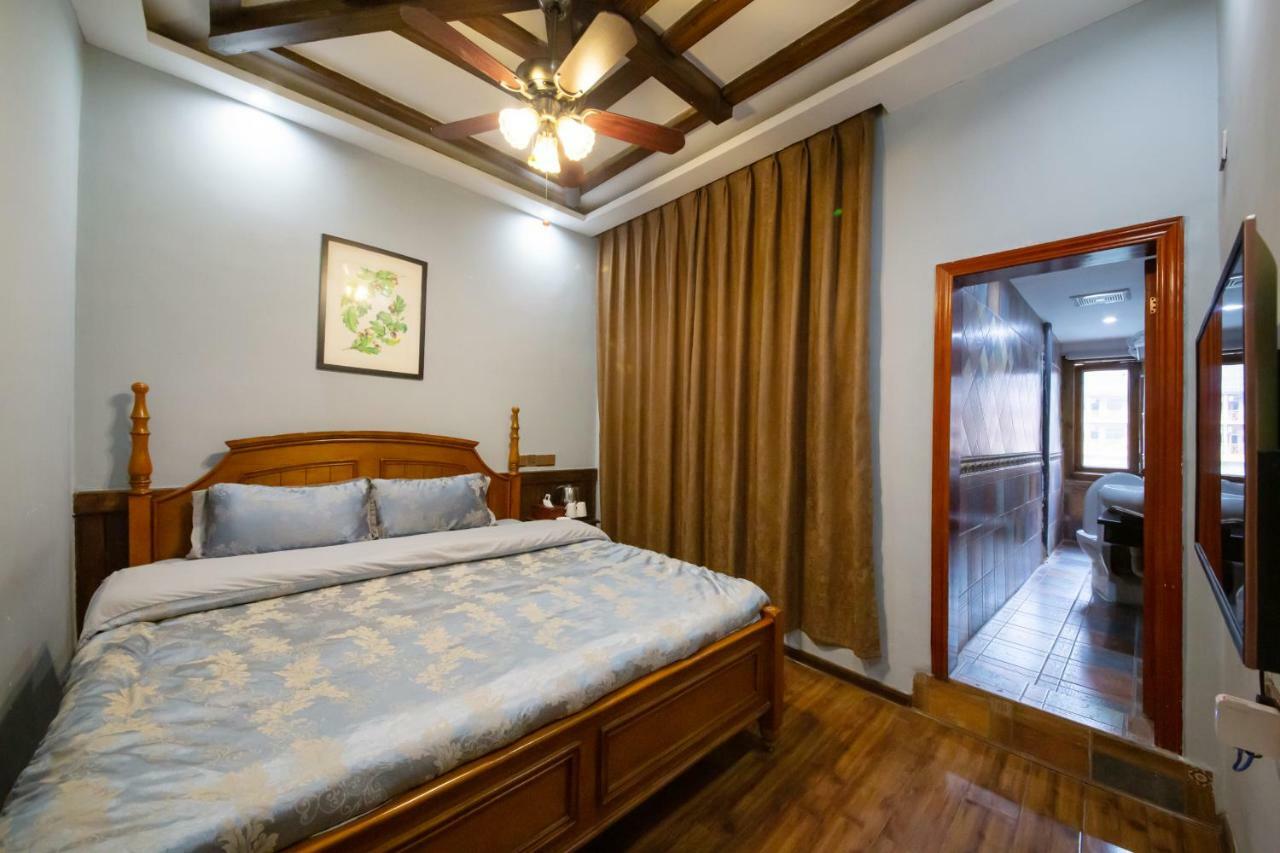 Flower Time Inn Fenghuang Exterior foto